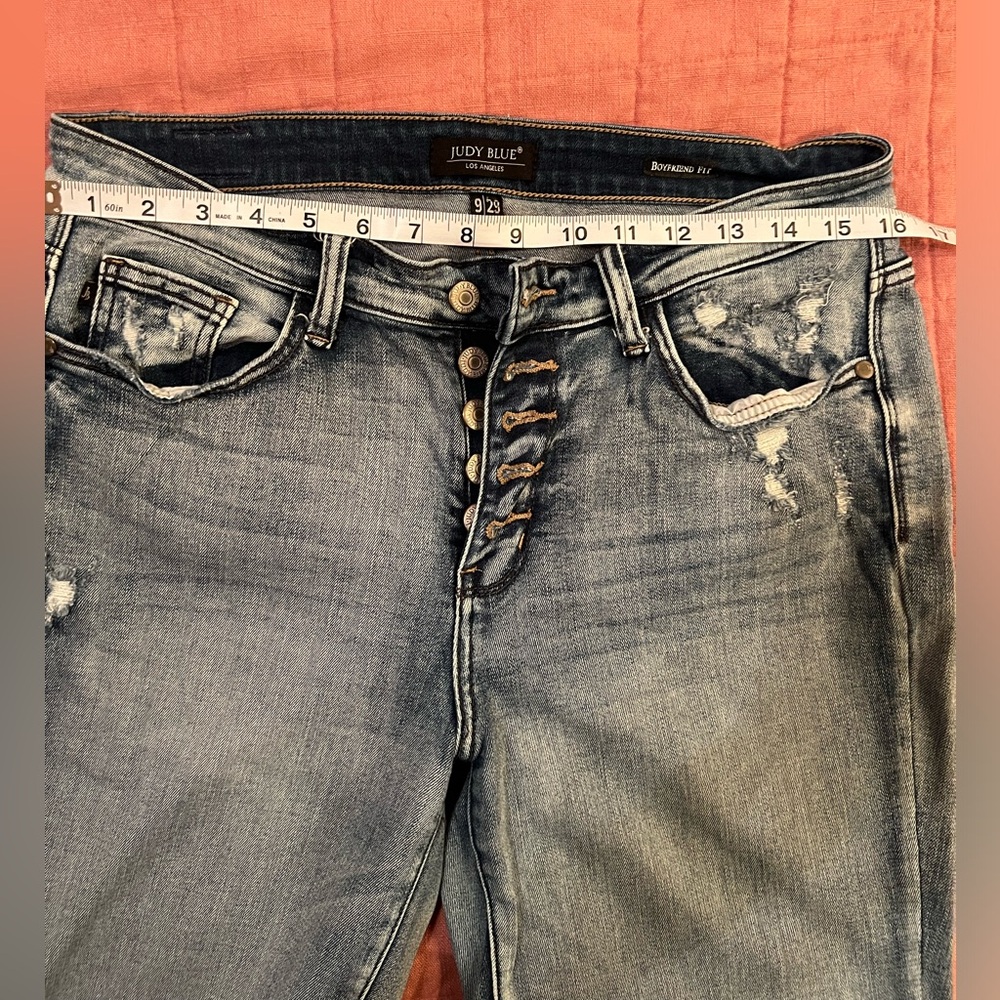 Judy Blue Button Fly Distressed Boyfriend sz 29
